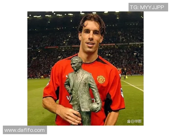 足球巨星的魅力与影响力：世人心中的偶像与传奇故事